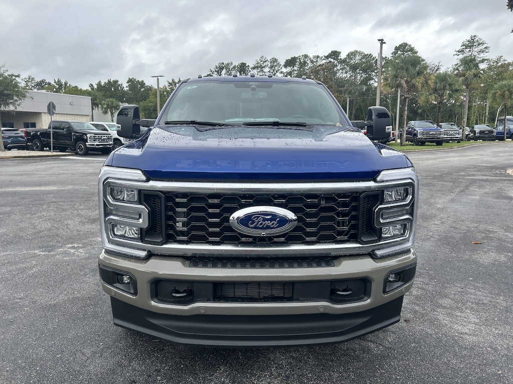 New 2026 Ford F-350 King Ranch Truck Crew Cab