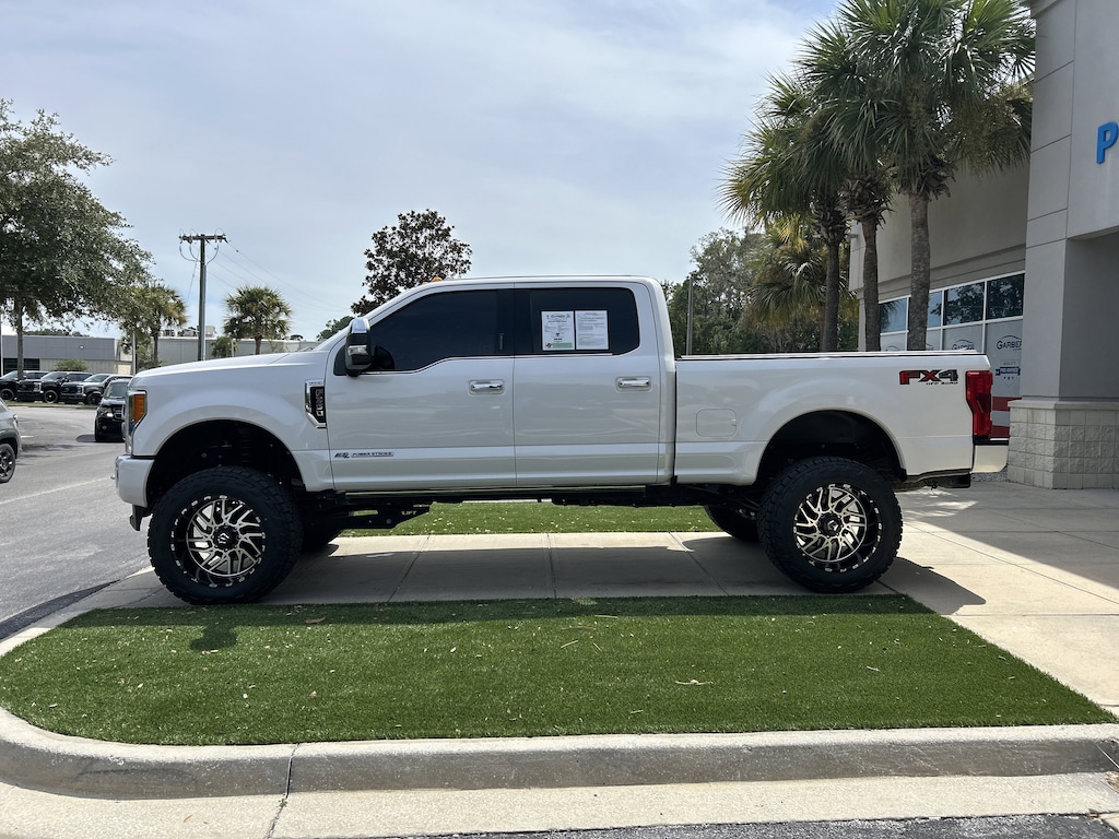 Used 2019 Ford F-350SD Platinum Truck Crew Cab