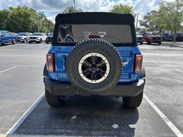 2024 Ford Bronco Outer Banks photo 4