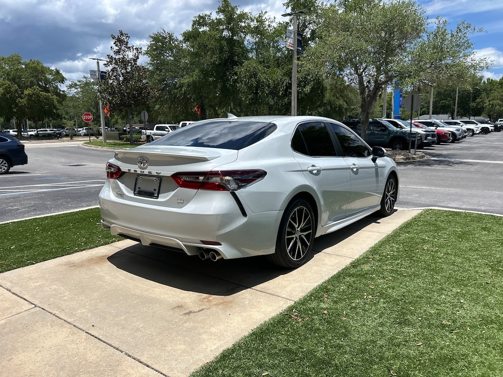 Used 2024 Toyota Camry SE Sedan