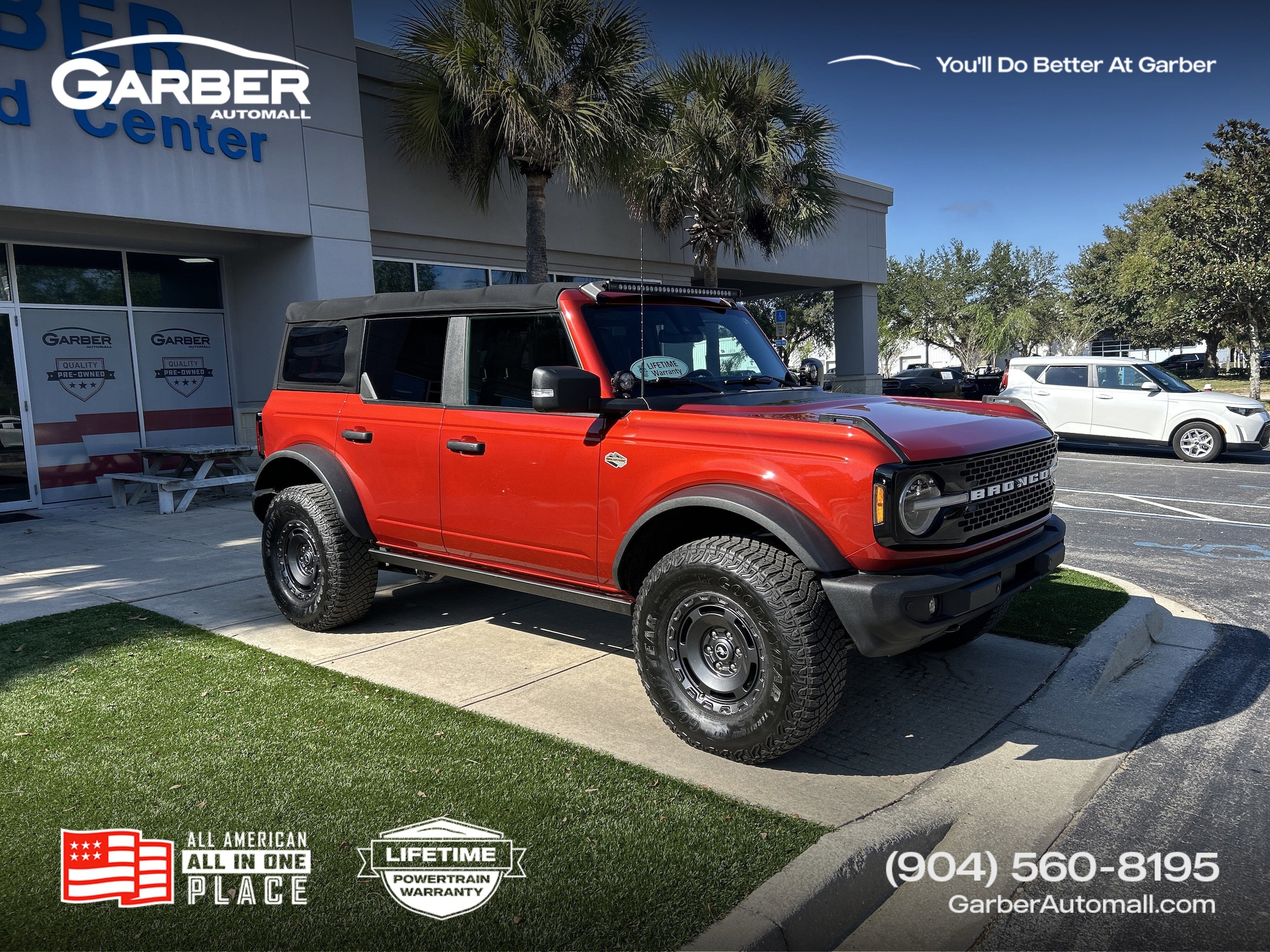 2022 Ford Bronco 4-Door Wildtrak's photo