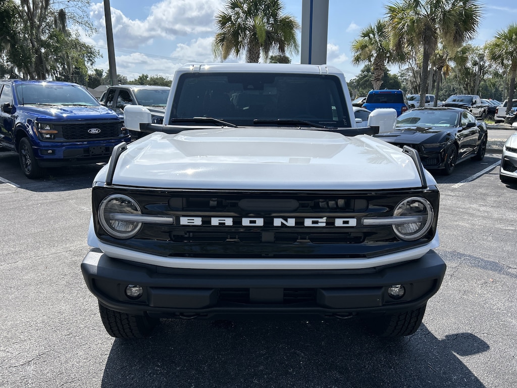 New 2026 Ford Bronco Outer Banks SUV