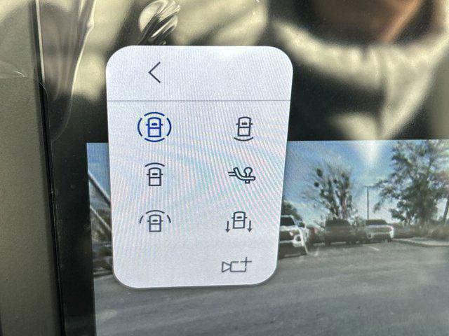 2025 Ford F-150 XLT - Photo 46