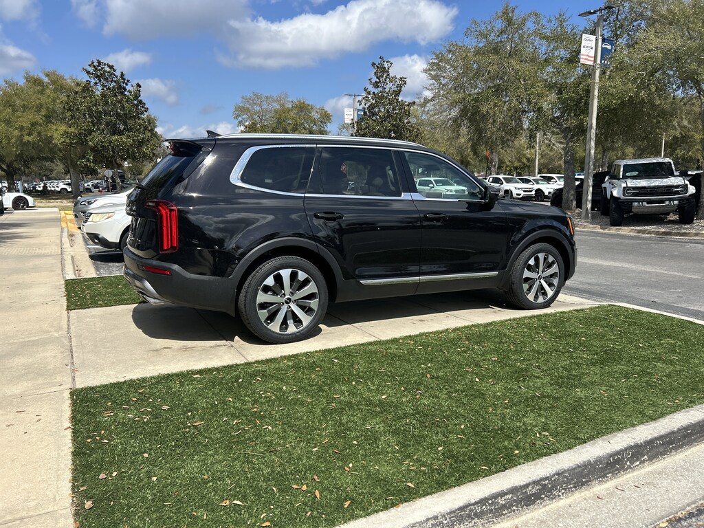Used 2022 Kia Telluride EX SUV