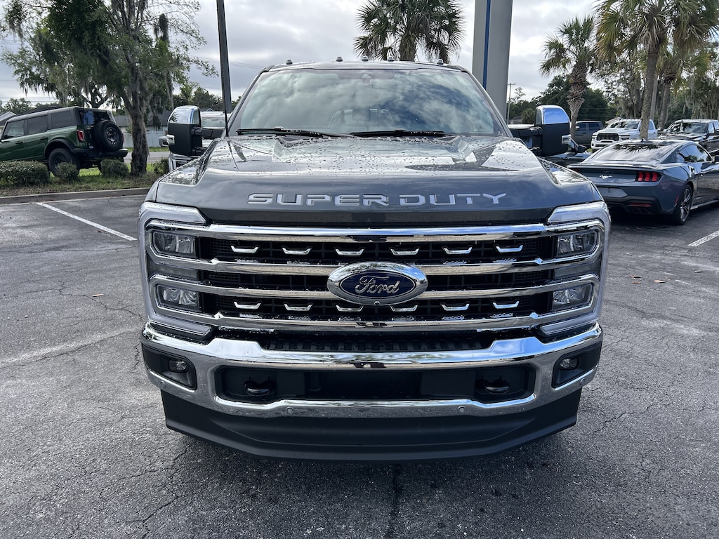 New 2026 Ford F-350 Lariat Truck Crew Cab