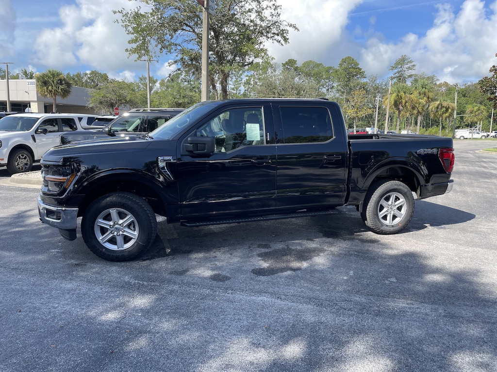 New 2026 Ford F-150 XLT Truck SuperCrew Cab