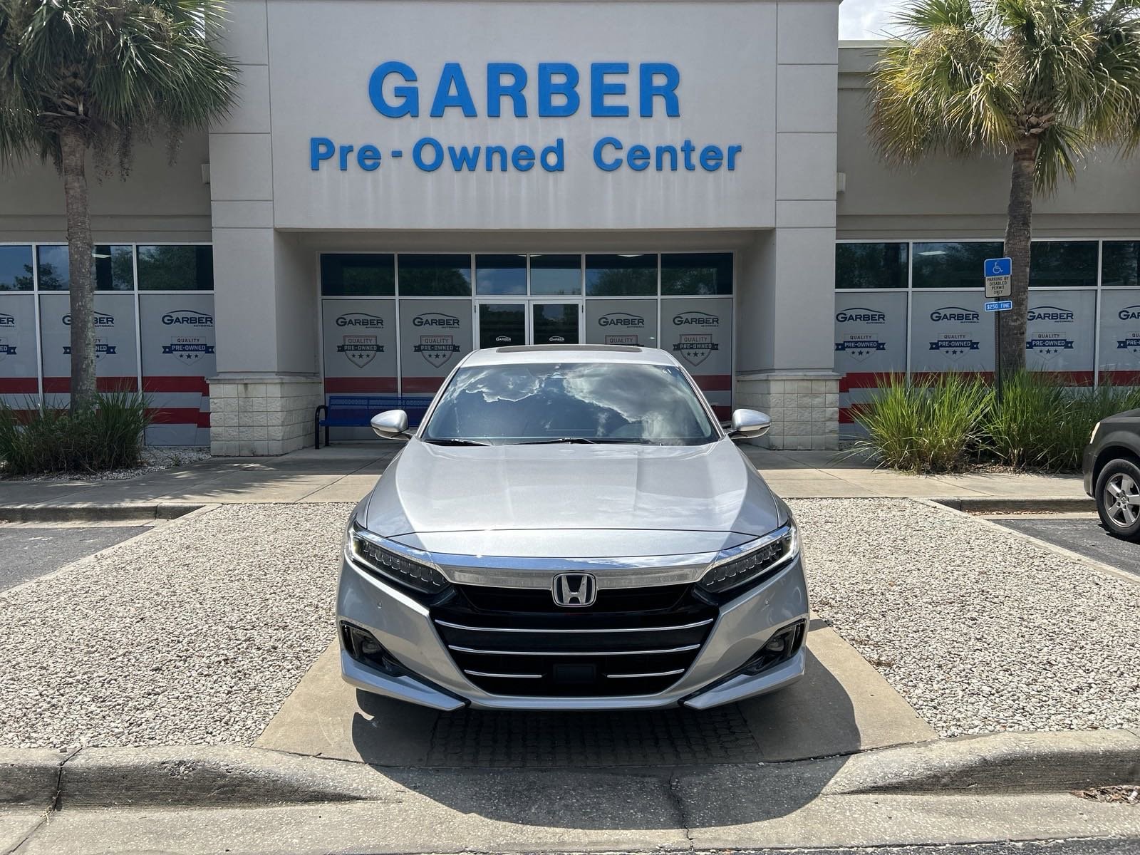 Used 2022 Honda Accord Hybrid EX-L with VIN 1HGCV3F50NA017161 for sale in Green Cove Springs, FL