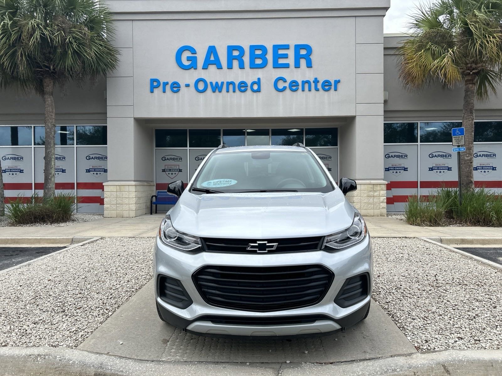 Used 2022 Chevrolet Trax LT with VIN KL7CJLSM5NB557748 for sale in Green Cove Springs, FL