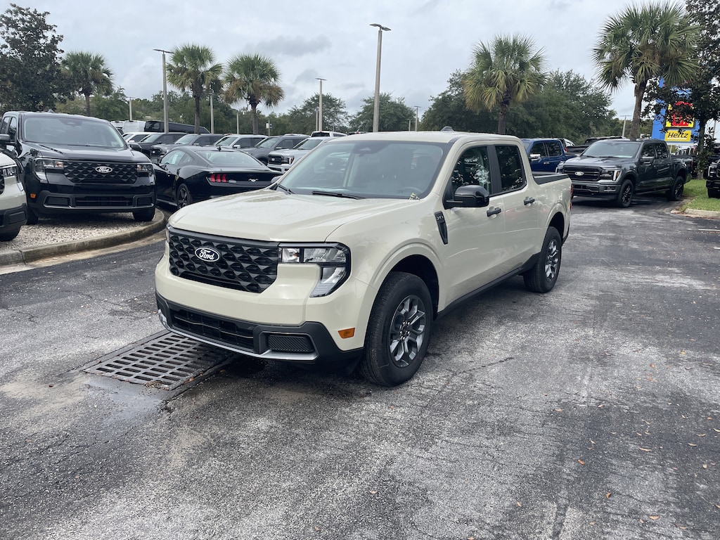 New 2025 Ford Maverick XLT Truck SuperCrew