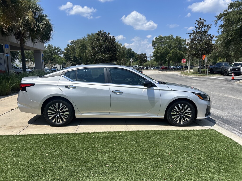 Certified 2024 Nissan Altima 2.5 SV Sedan