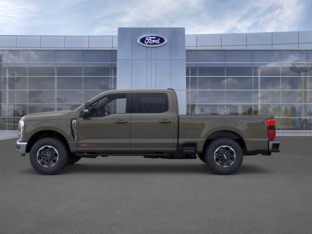 New 2026 Ford F-250 Lariat Truck Crew Cab