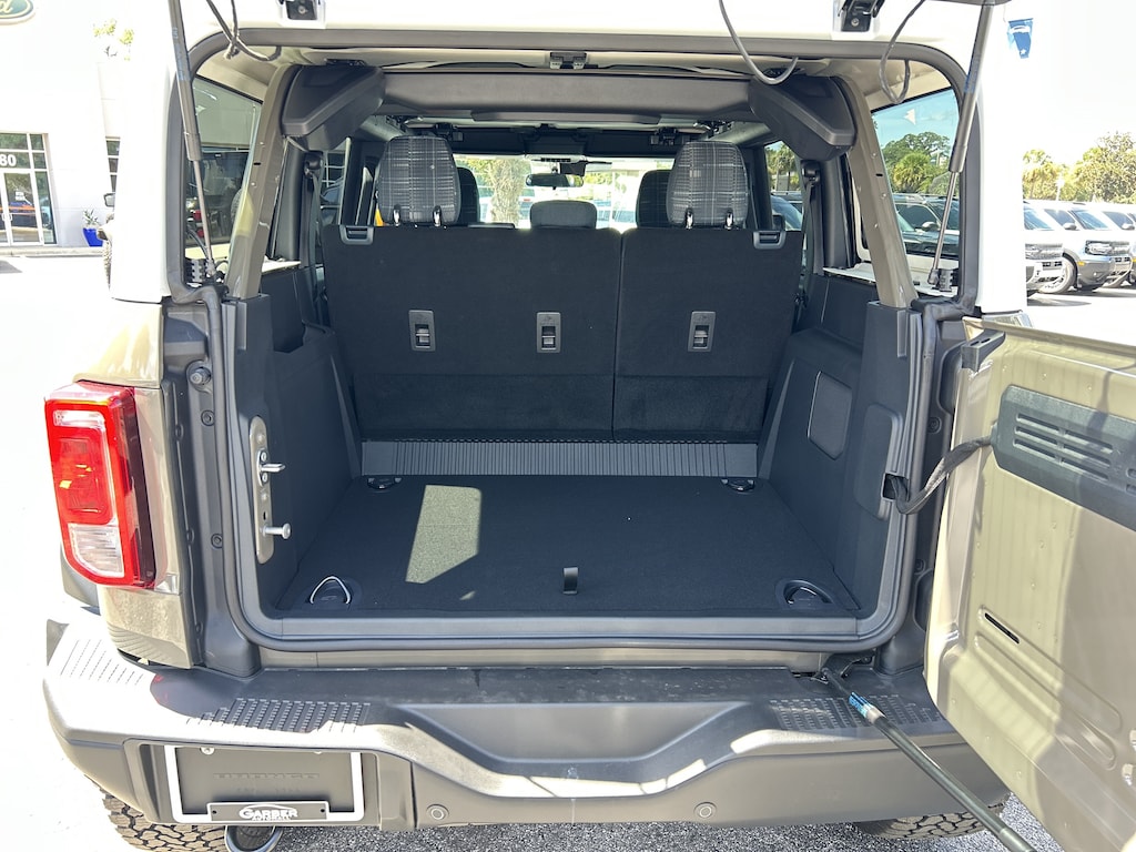 New 2026 Ford Bronco Heritage Edition SUV