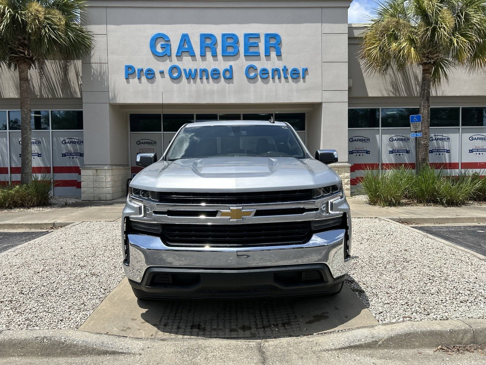 Used 2021 Chevrolet Silverado 1500 LT with VIN 1GCPWCED6MZ410992 for sale in Green Cove Springs, FL