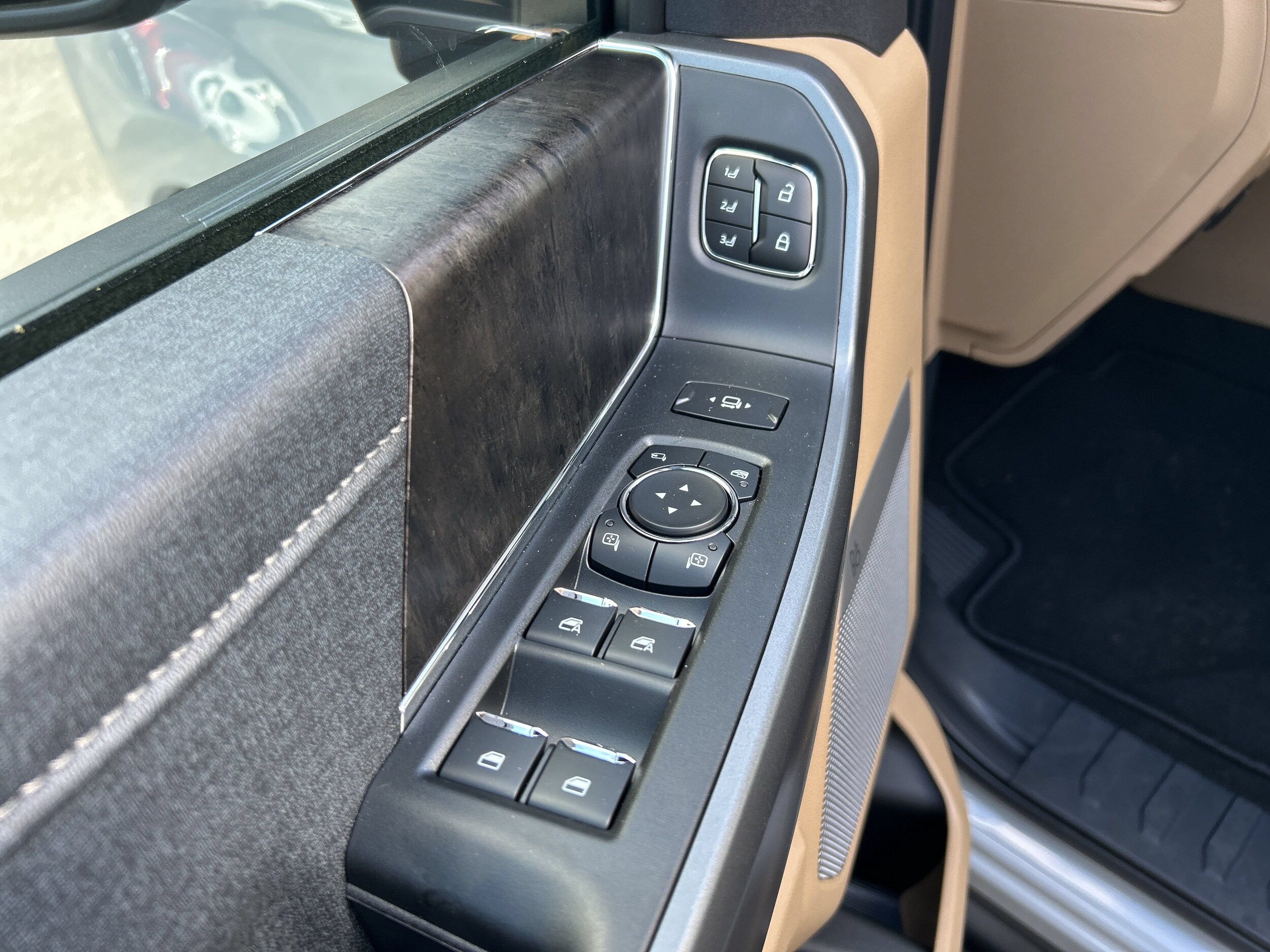 2026 Ford F-350 Super Duty Lariat - Photo 12