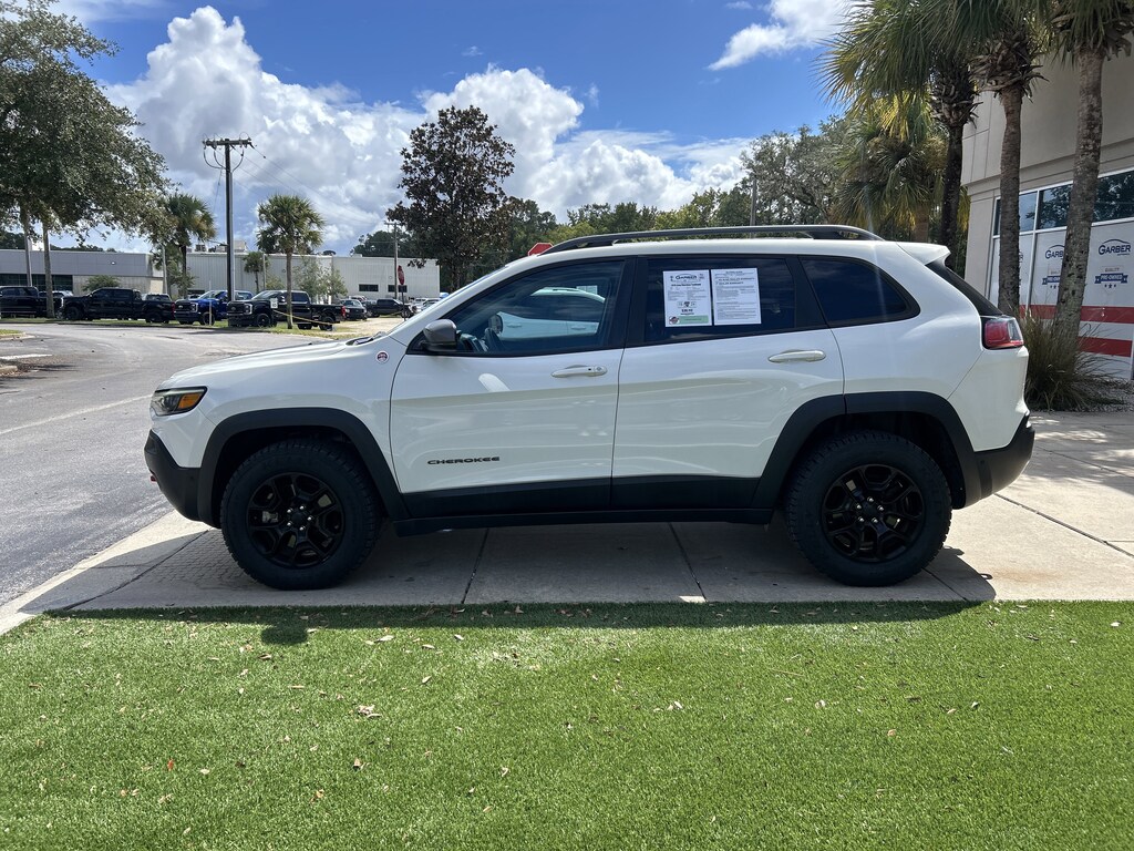 Used 2019 Jeep Cherokee Trailhawk SUV