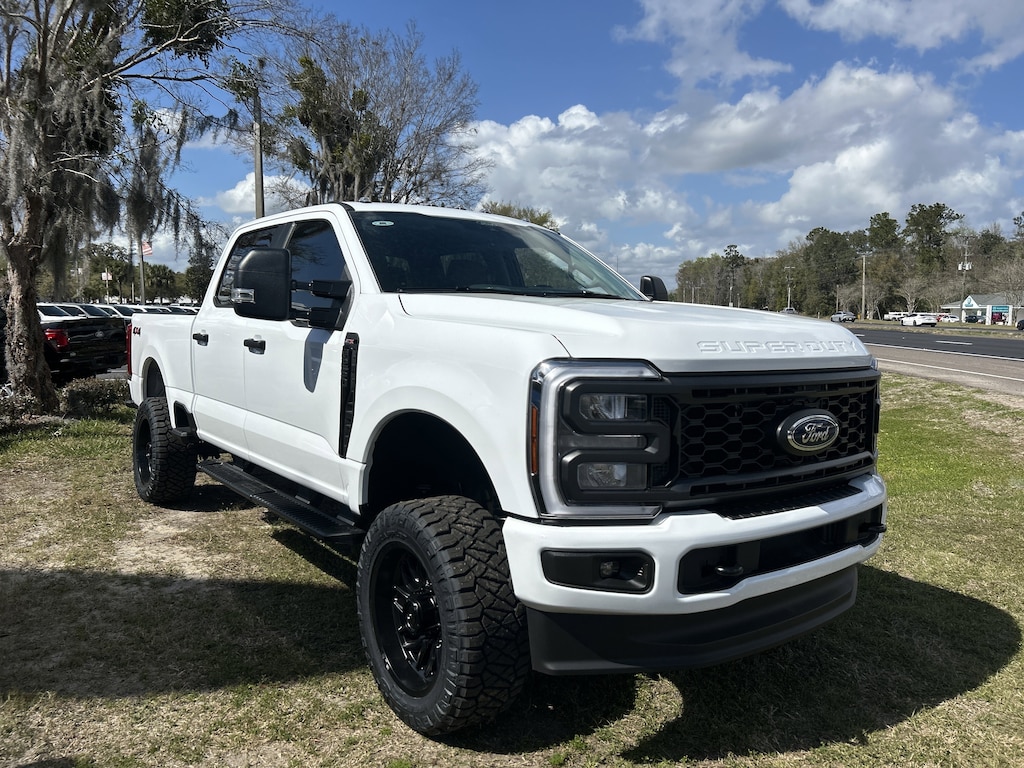 New 2026 Ford F-250 XL Truck Crew Cab