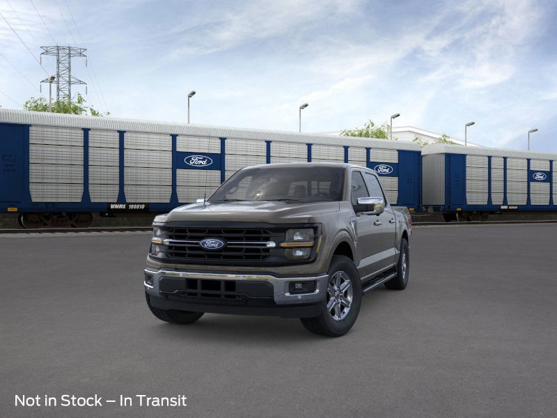 2025 Ford F-150 XLT photo 2