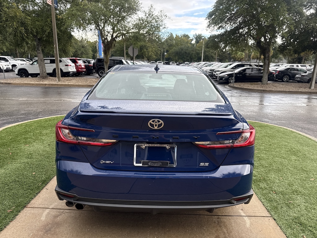 Certified 2025 Toyota Camry SE Sedan
