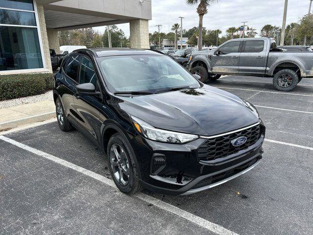 2025 Ford Escape ST-Line photo 3