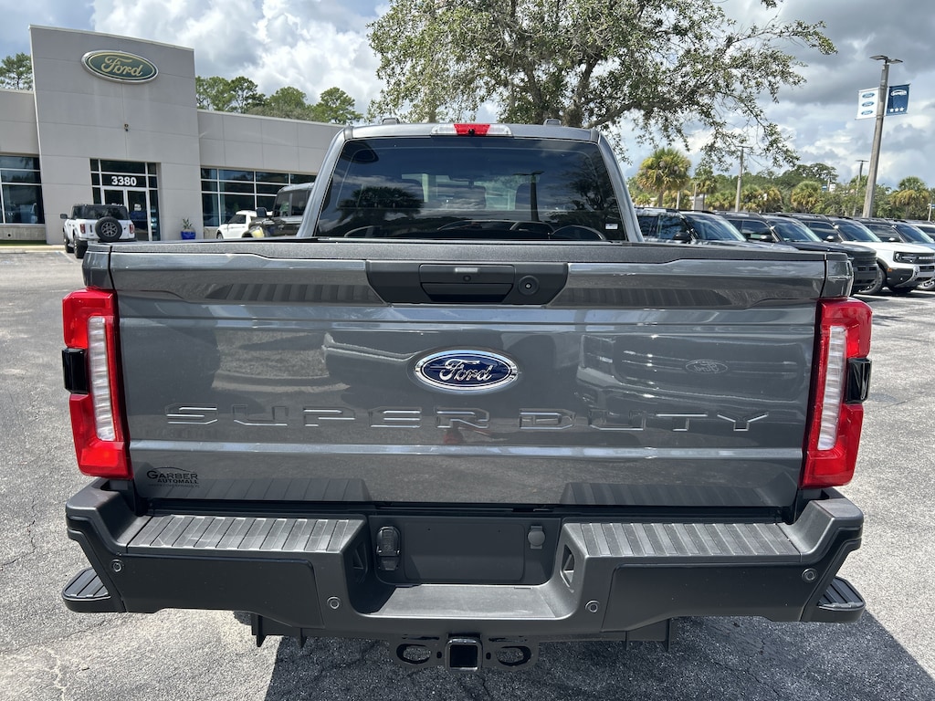 New 2026 Ford F-250 XL Truck Crew Cab