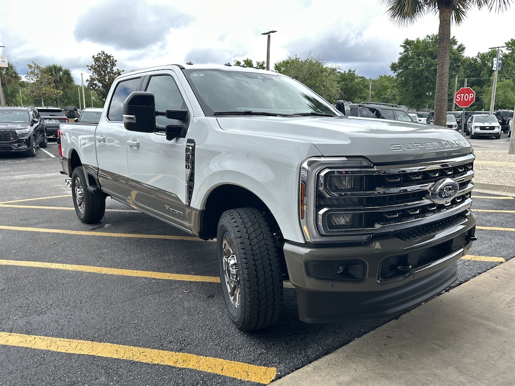 New 2026 Ford F-350 King Ranch Truck Crew Cab