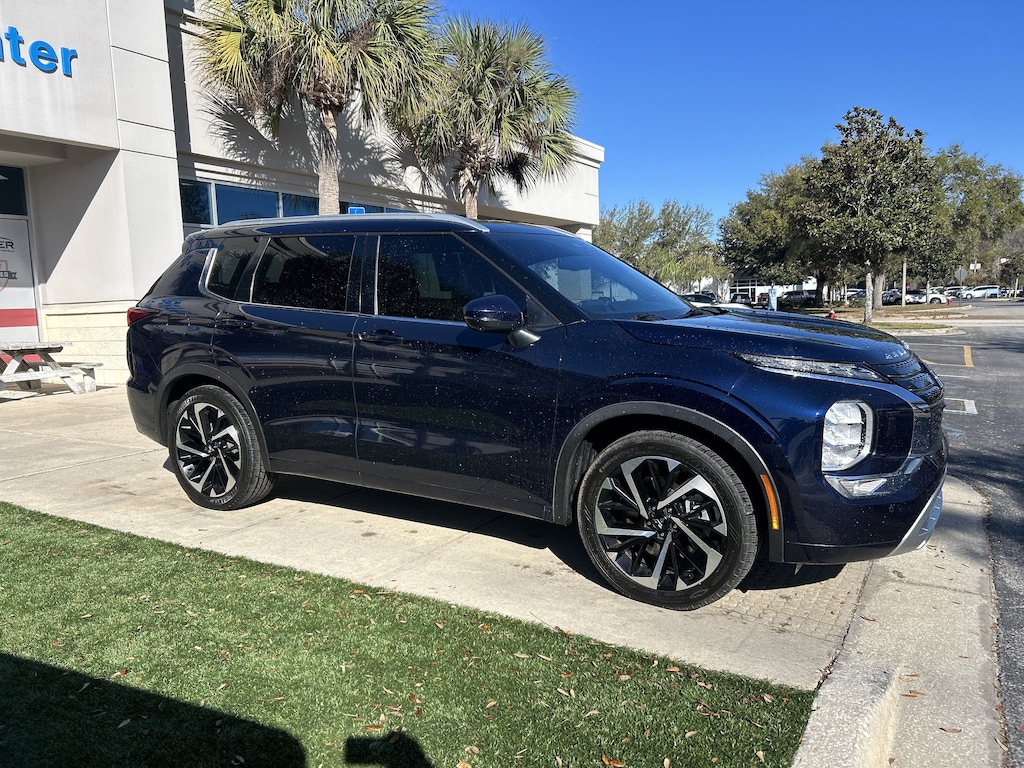 Used 2022 Mitsubishi Outlander SEL CUV