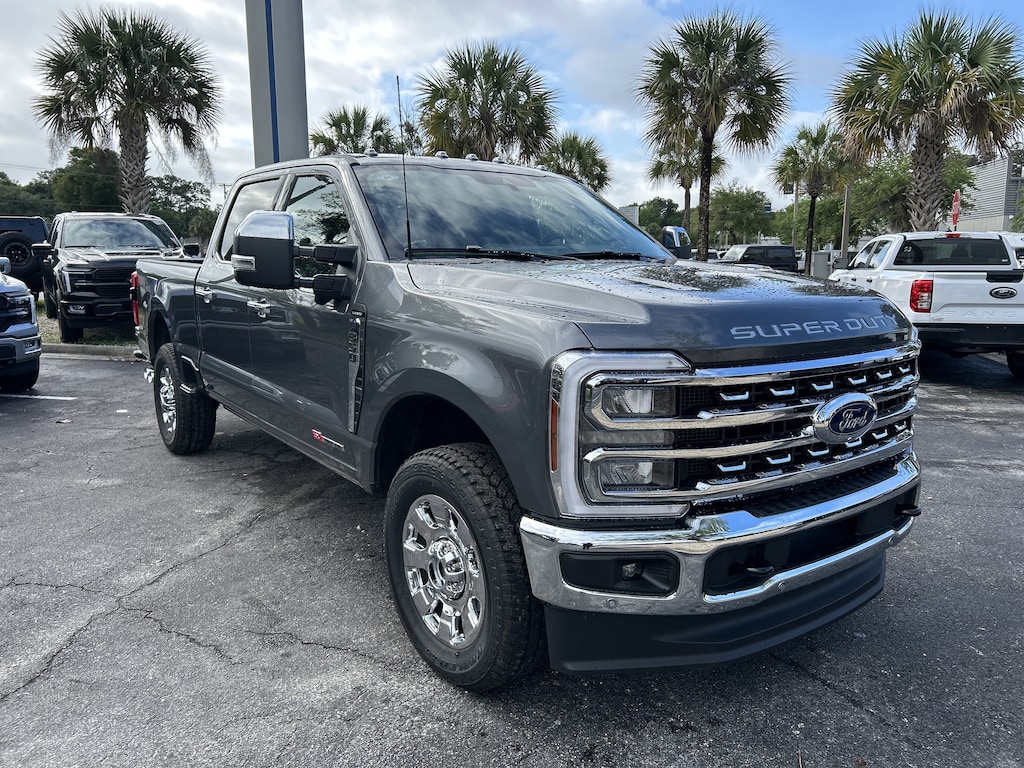 New 2026 Ford F-350 Lariat Truck Crew Cab