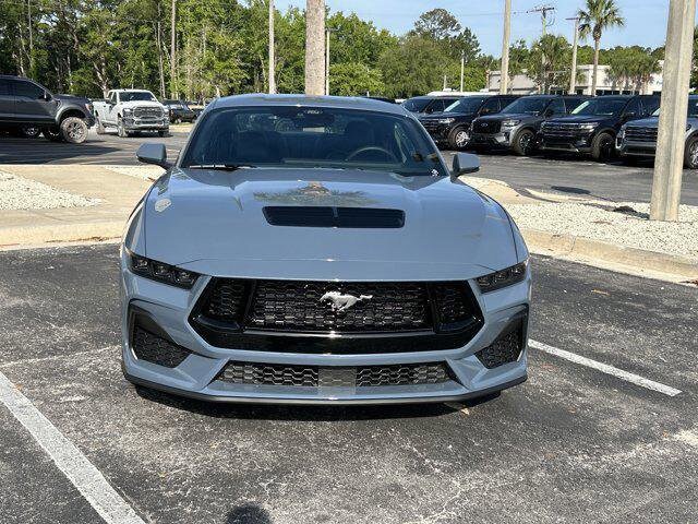 2025 Ford Mustang GT photo 3