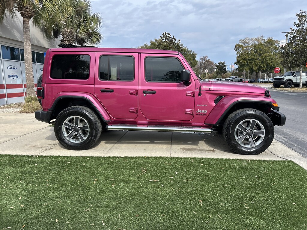 Used 2022 Jeep Wrangler Unlimited Sahara SUV