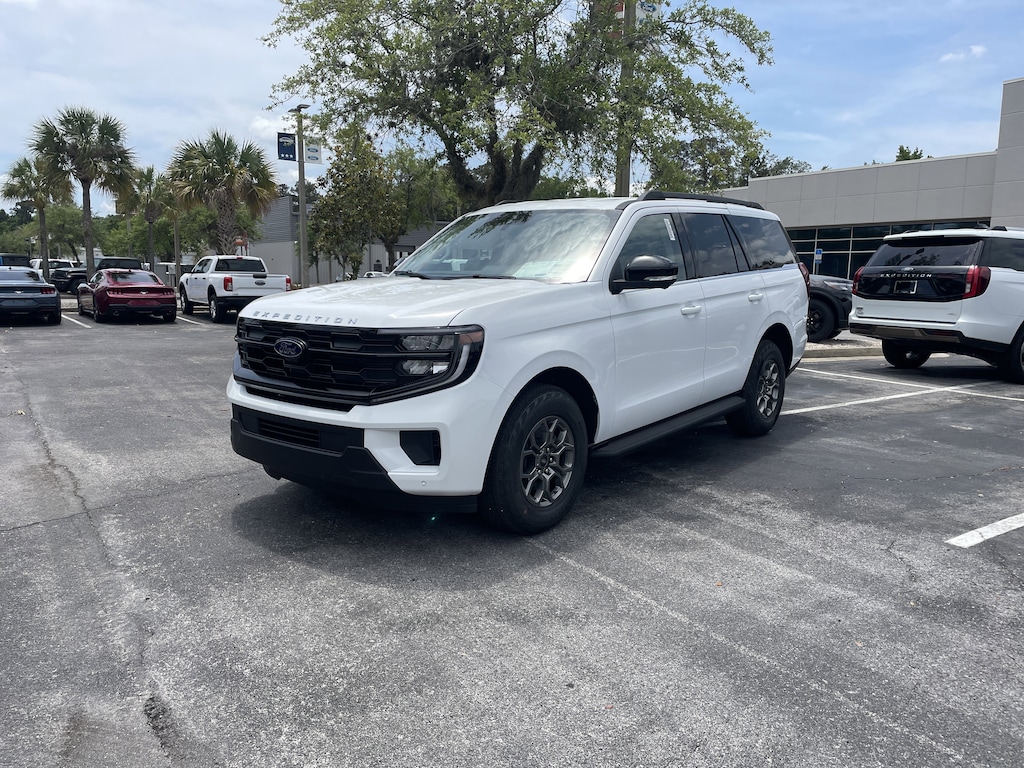 New 2026 Ford Expedition Active SUV
