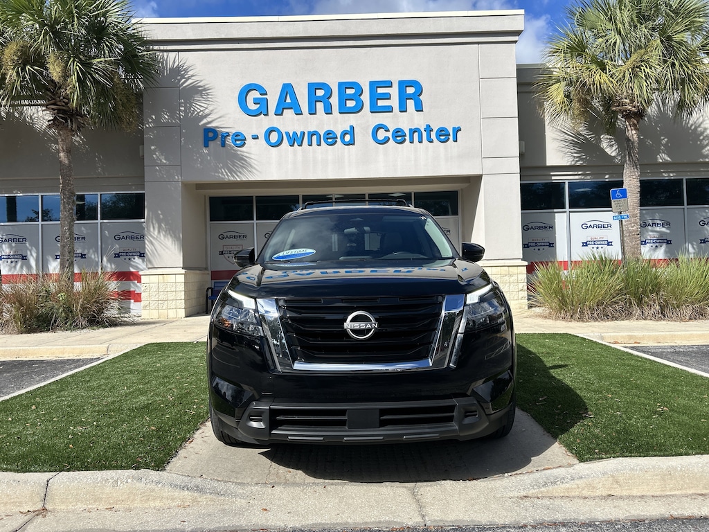 Used 2024 Nissan Pathfinder SV SUV