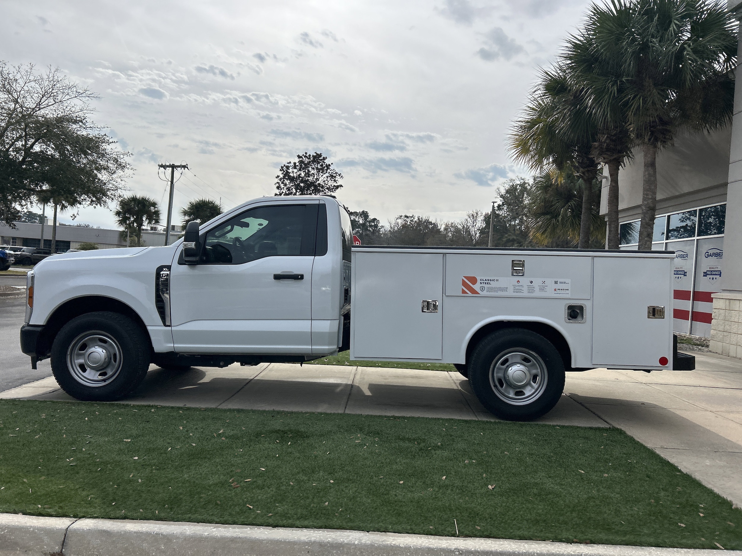 2024 Ford F-350 Super Duty Chassis Cab XL - Photo 6