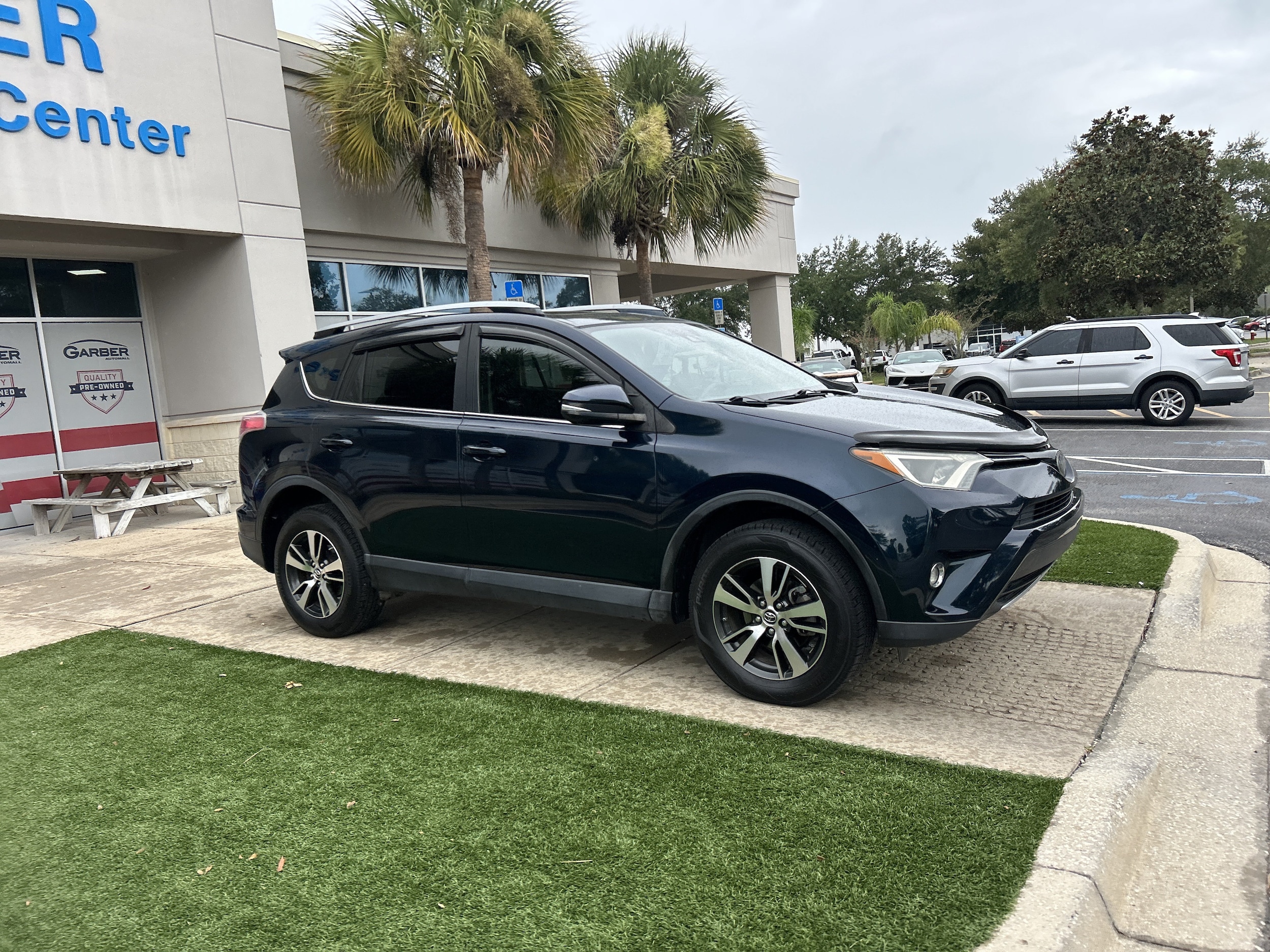 Certified 2018 Toyota RAV4 XLE with VIN JTMWFREV8JJ738237 for sale in Green Cove Springs, FL