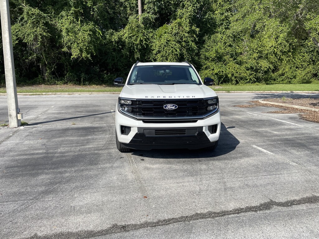 New 2027 Ford Expedition Platinum SUV