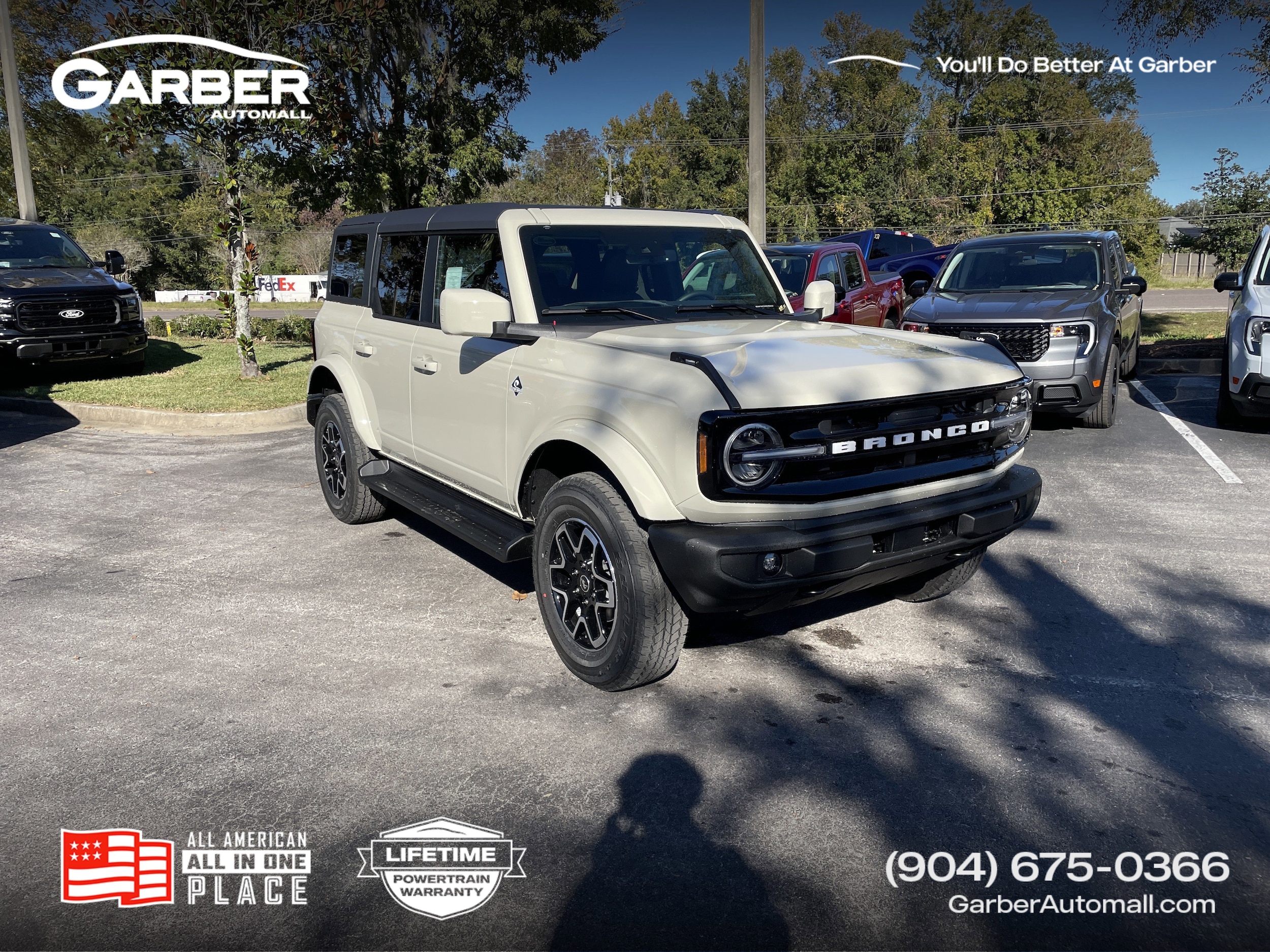 2025 Ford Bronco 4-Door Outer Banks's photo