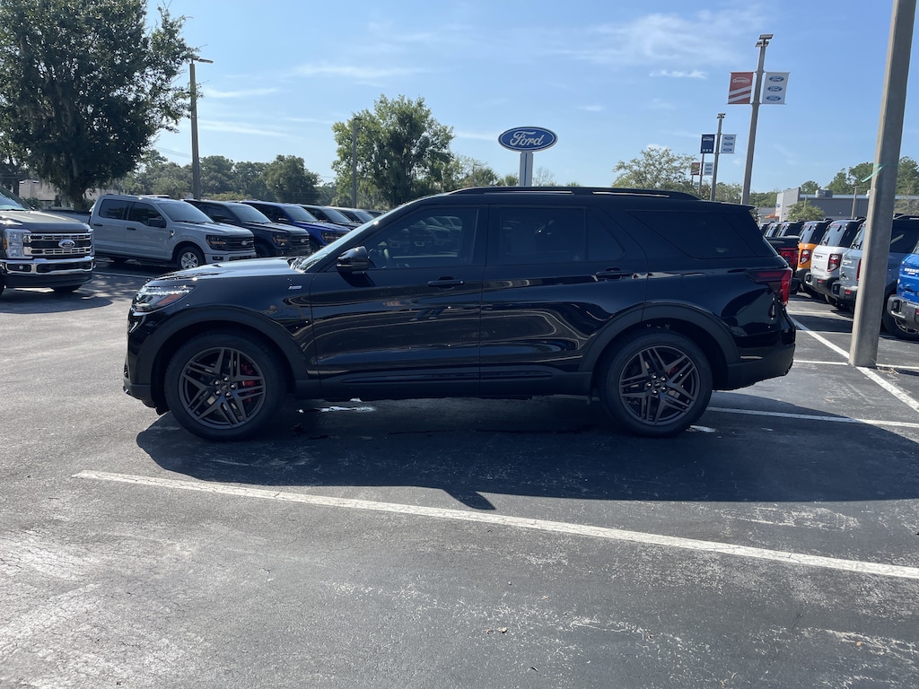 New 2026 Ford Explorer ST-Line SUV