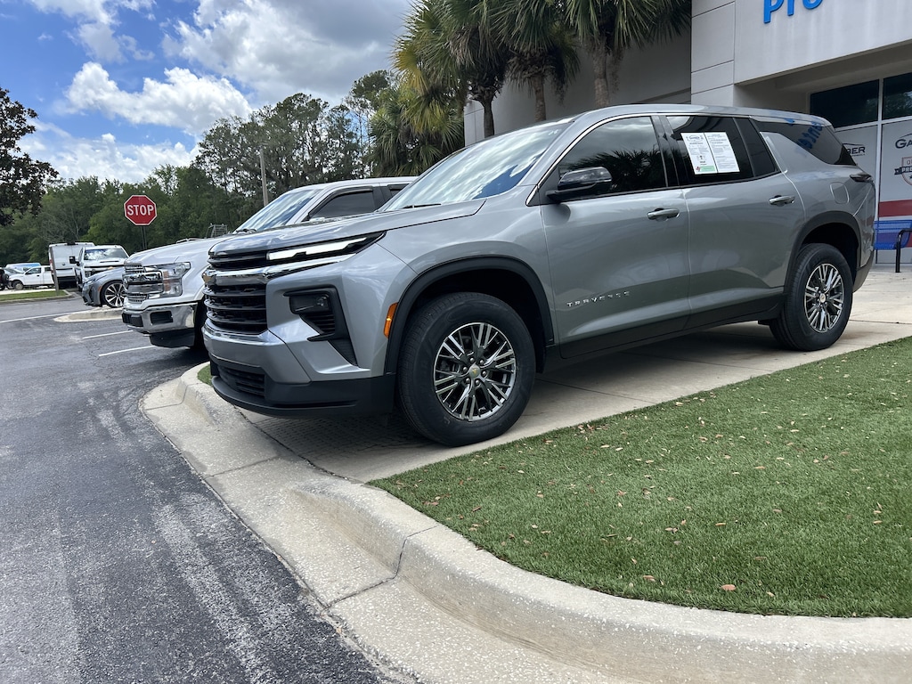 Certified 2024 Chevrolet Traverse LS SUV