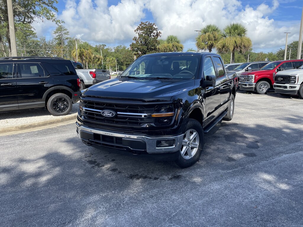 New 2026 Ford F-150 XLT Truck SuperCrew Cab