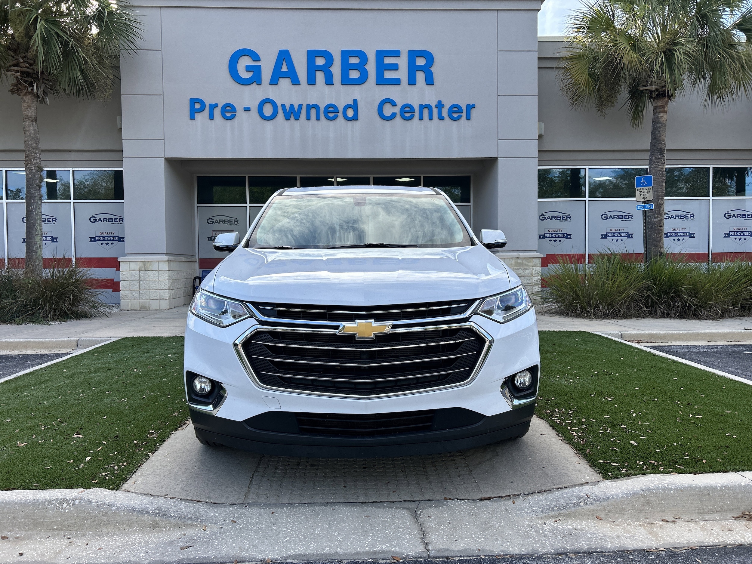 Used 2020 Chevrolet Traverse 1LT with VIN 1GNERGKW4LJ198531 for sale in Green Cove Springs, FL