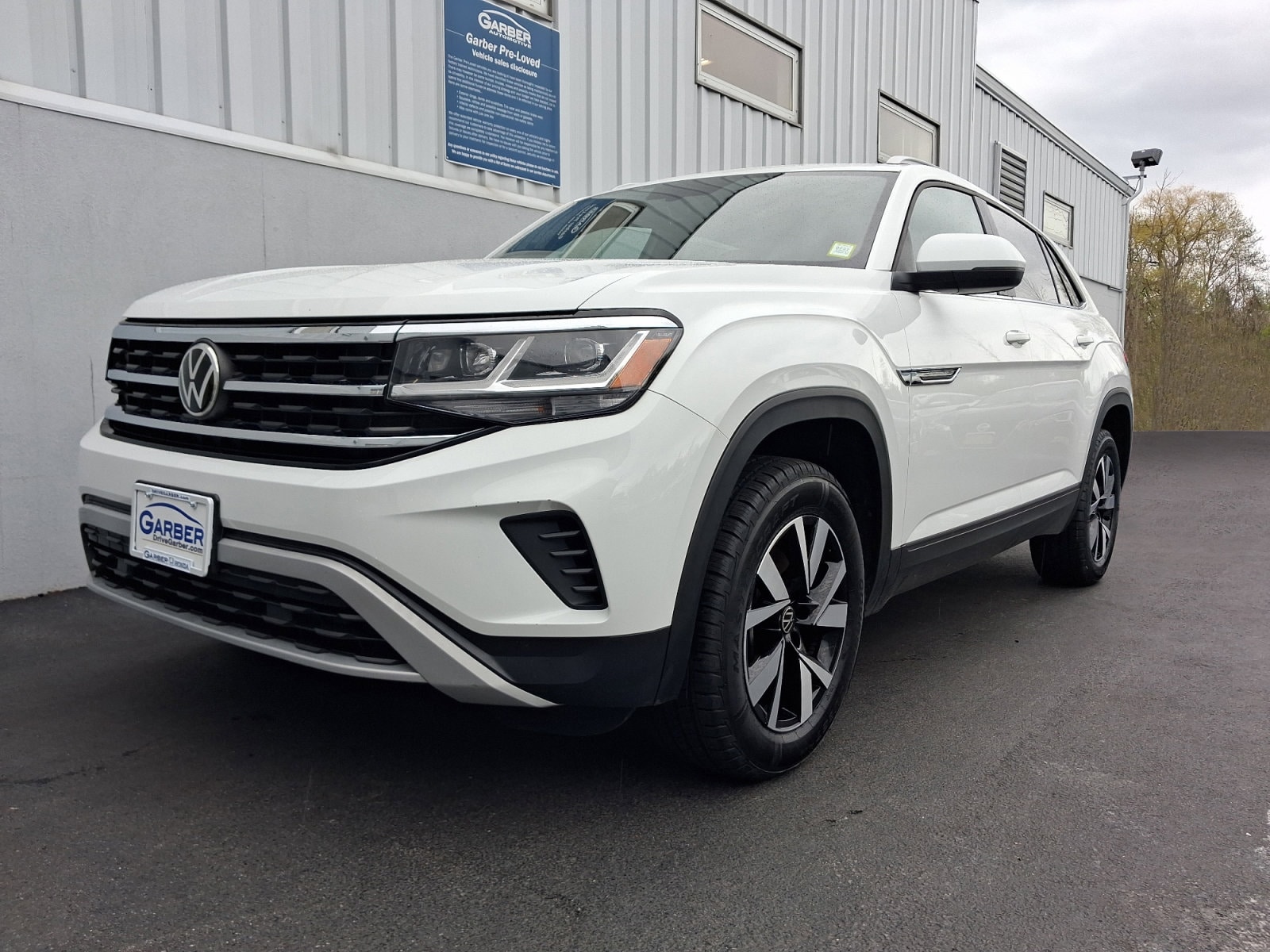 2021 Volkswagen Atlas Cross Sport 2.0T SE 4MOTION's photo