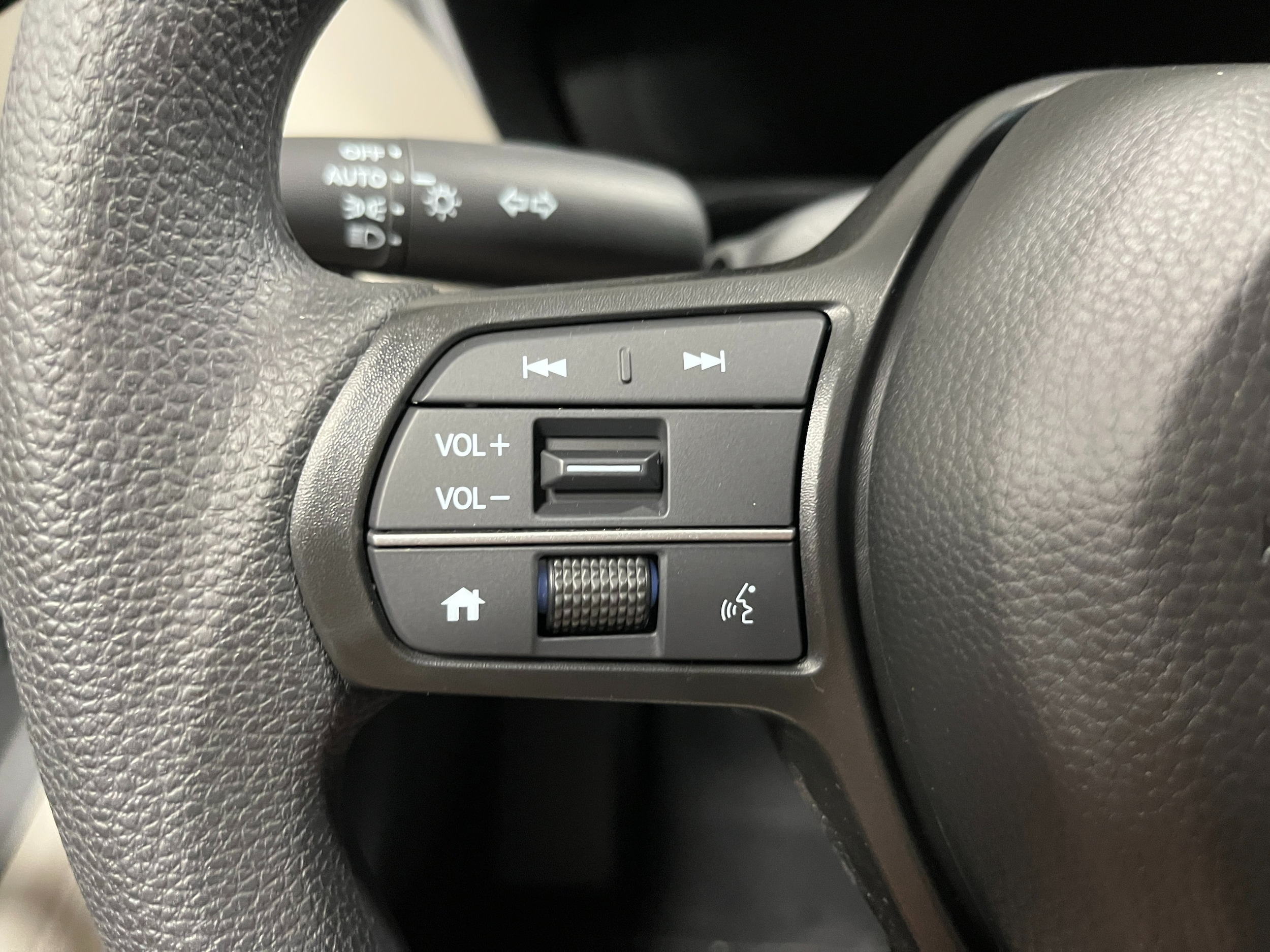 2027 Honda HR-V LX - Photo 16