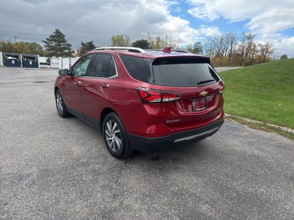Used 2022 Chevrolet Equinox Premier SUV
