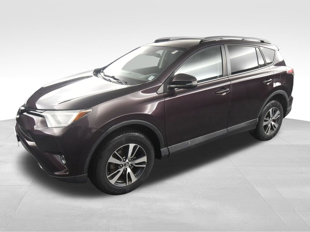 2018 Toyota RAV4 XLE's photo