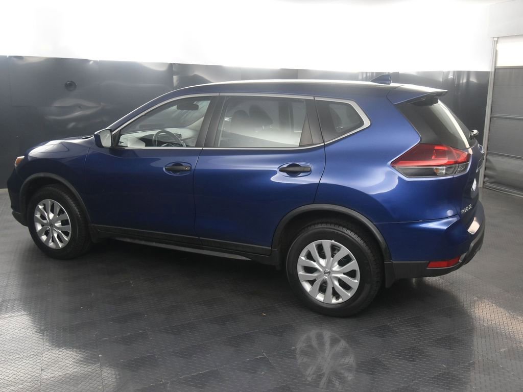 2019 Nissan Rogue S photo 3