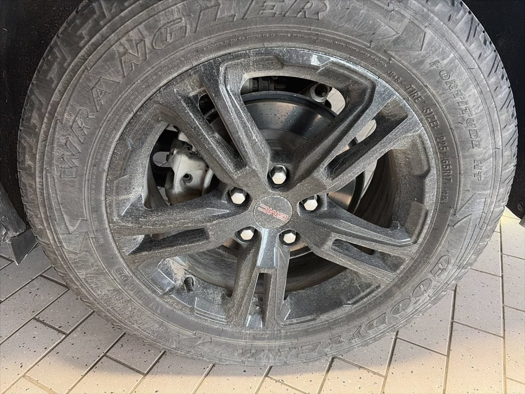 Used 2023 GMC Terrain AT4 SUV
