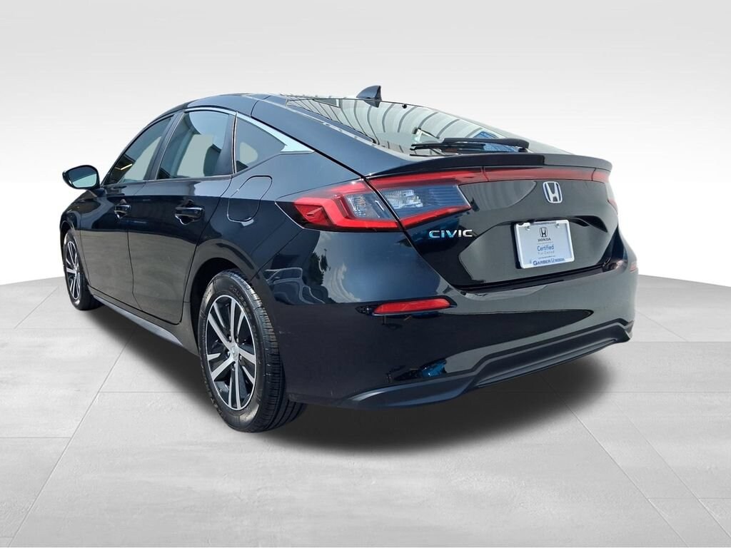 Used 2024 Honda Civic LX Hatchback
