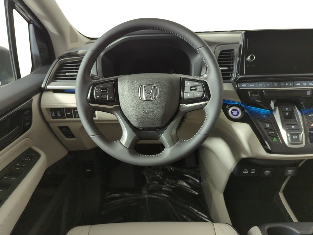 2026 Honda Odyssey Touring - Photo 16