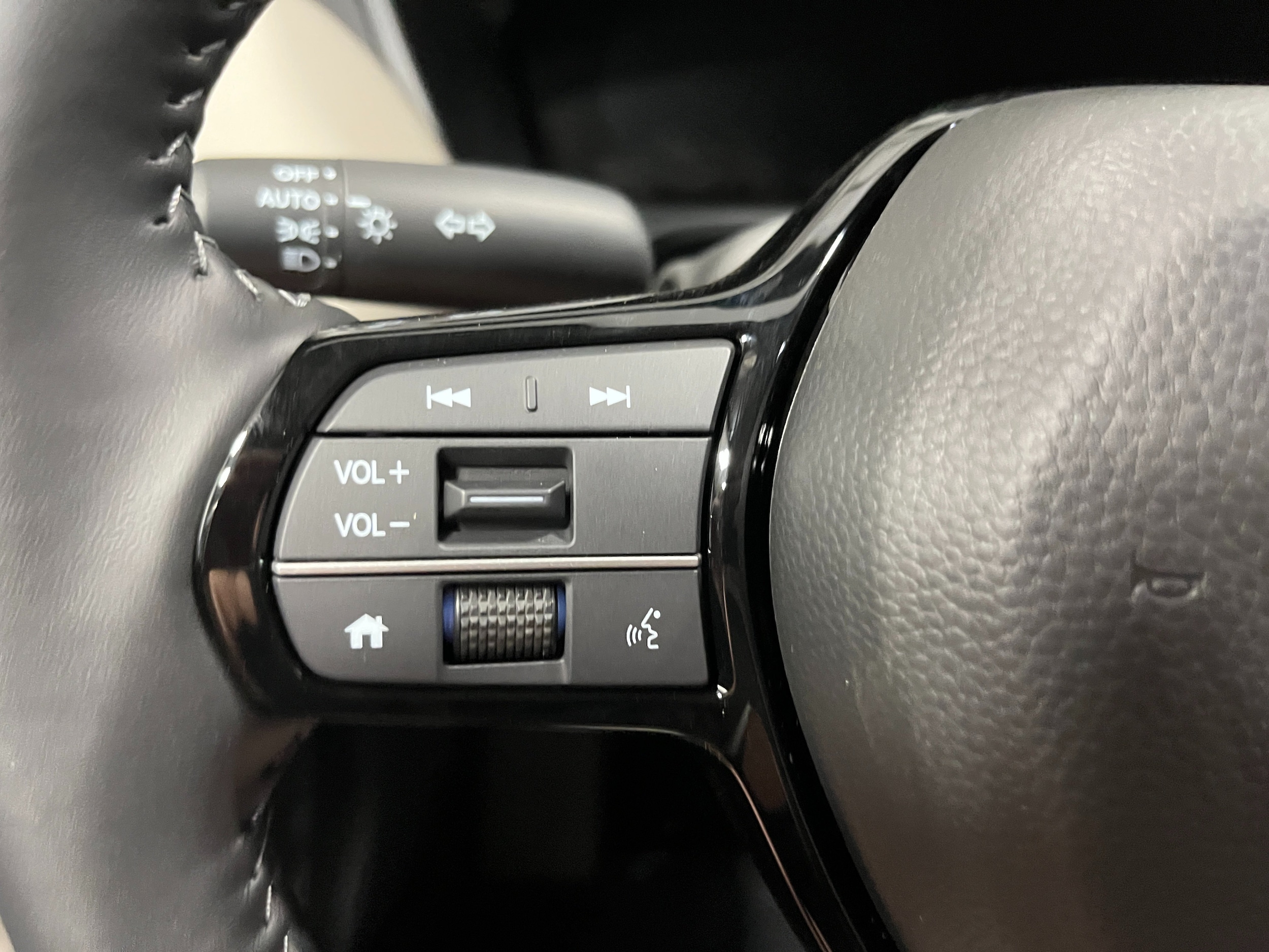 2027 Honda HR-V EX-L - Photo 17