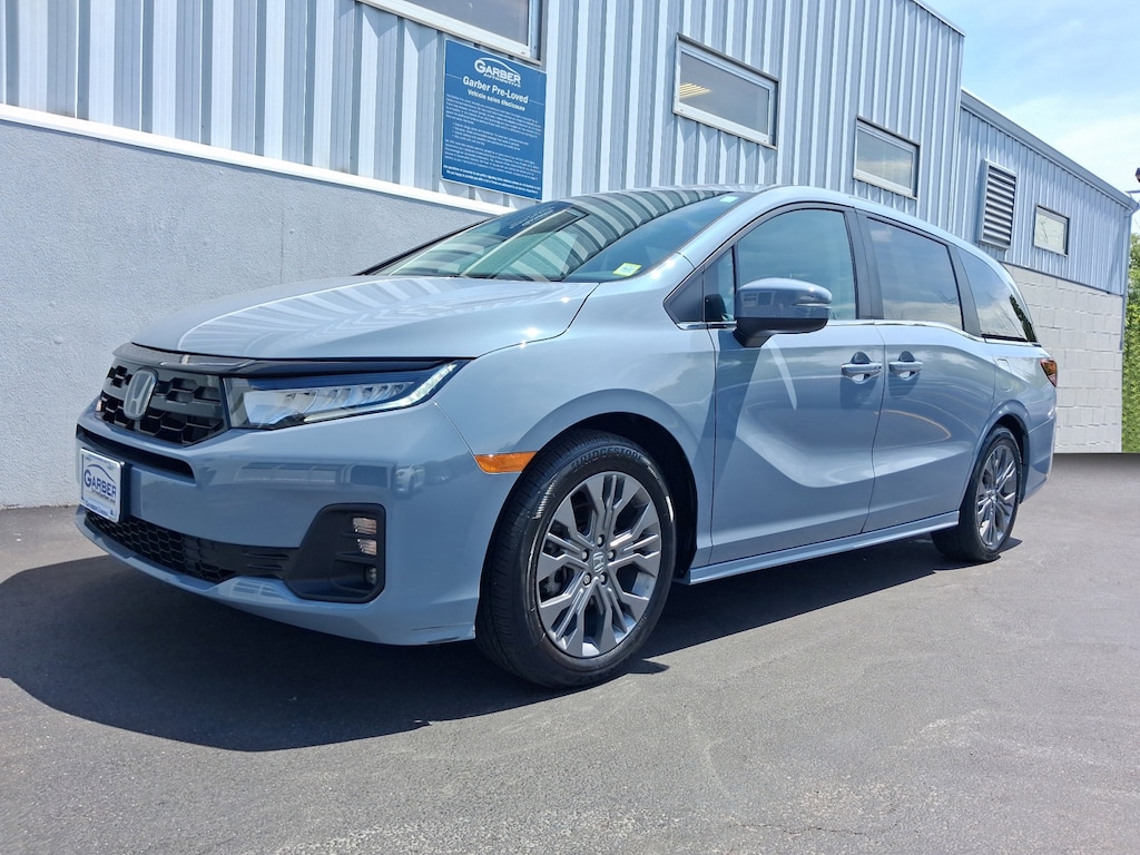 Used 2025 Honda Odyssey Touring Van