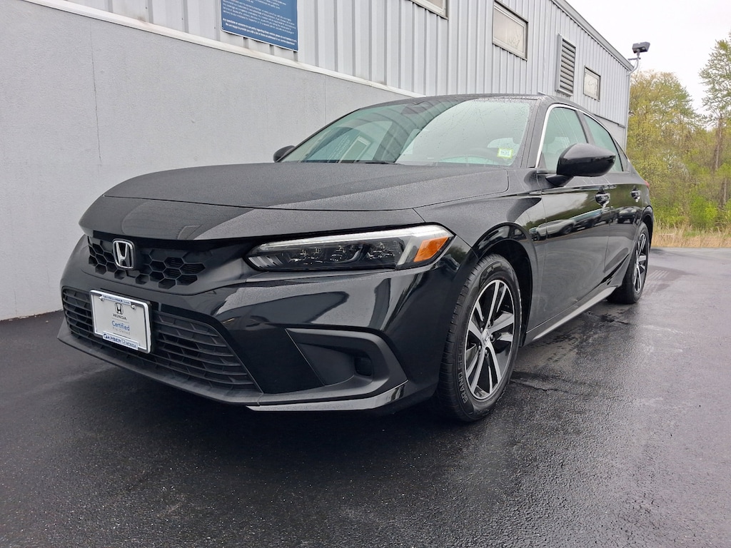 Used 2023 Honda Civic LX Hatchback